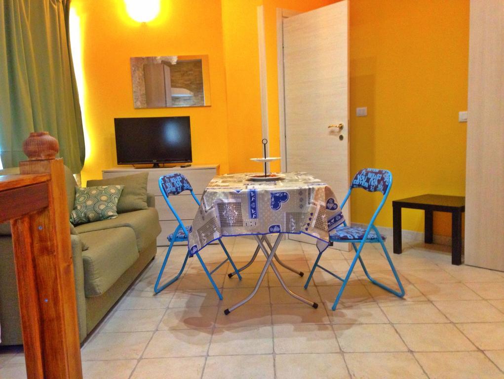 San Nicolo House Bed & Breakfast Aci Catena Exterior foto